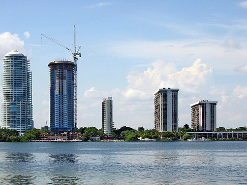 Blick vom Wasser auf Miami Foto 